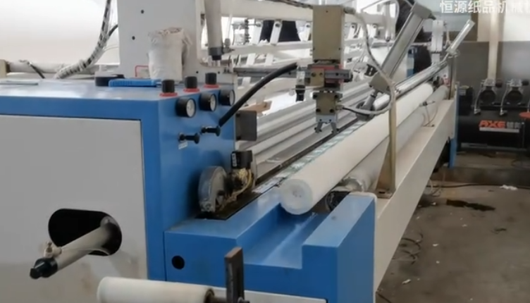 image.png 三米衛(wèi)生紙復卷機原料紙上紙